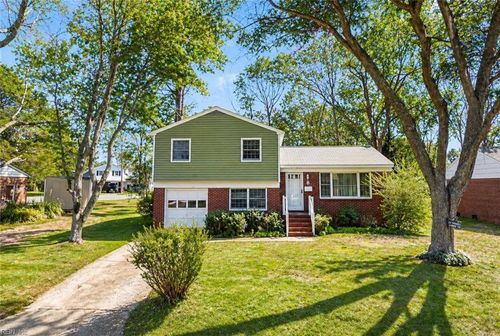8 Winnard Road, Hampton, VA, 23669 | Card Image