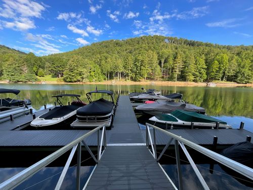 9 Old Forester Trl, Cullowhee, NC, 28723-6201 | Card Image