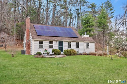 15 Mohawk Dr, Collinsville, CT, 06019-3527 | Card Image