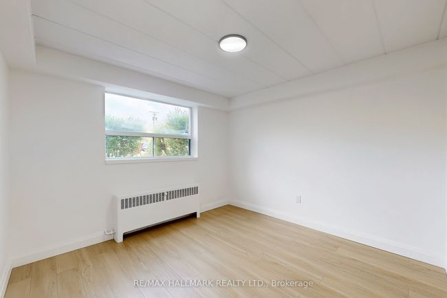 2 - 2424 New St, Condo with 2 bedrooms, 1 bathrooms and 1 parking in Burlington ON | Image 11