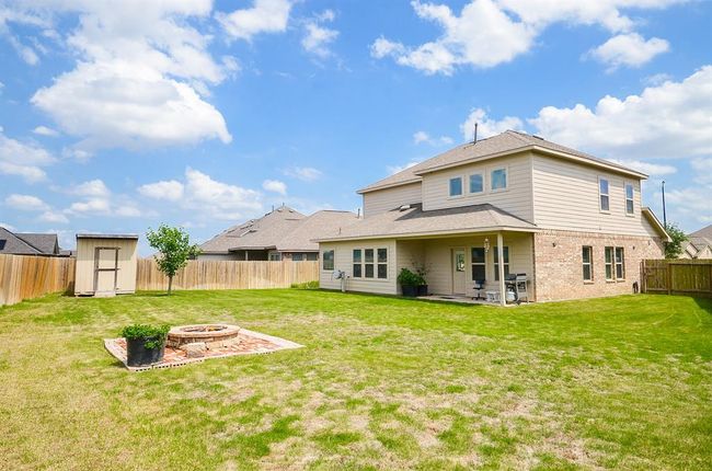 Picture a warm housewarming bash with family and friends out here when the temperatures rise! | Image 29