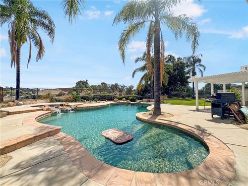 33621 Corte Bonilla, Temecula, CA, 92592-9484 | Card Image