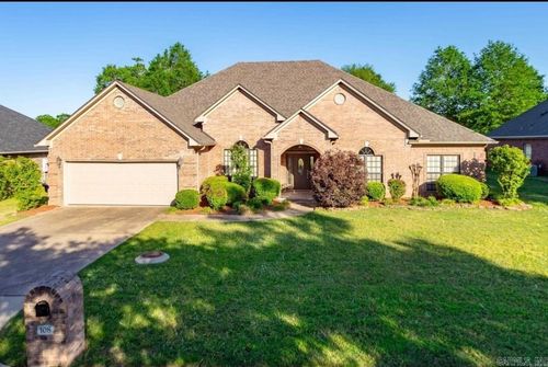 108 Bouriese Cir, Maumelle, AR, 72113-6959 | Card Image