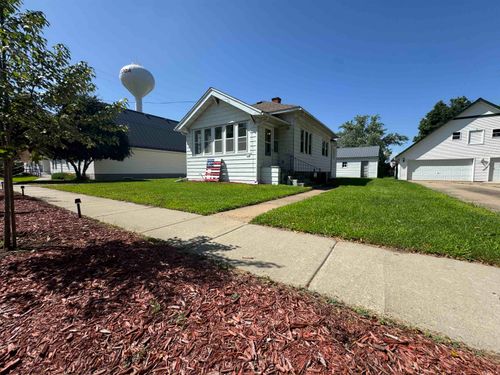218 E Maple Street, MUSCODA, WI, 53573 | Card Image