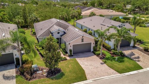 5009 Lake Overlook Ave, Bradenton, FL, 34208-5711 | Card Image