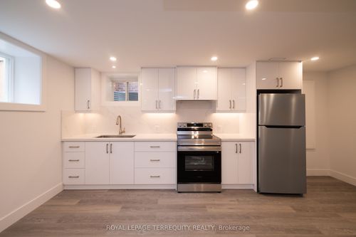 basement-296 Sixteen Mile Dr, Oakville, ON, L6M0V8 | Card Image