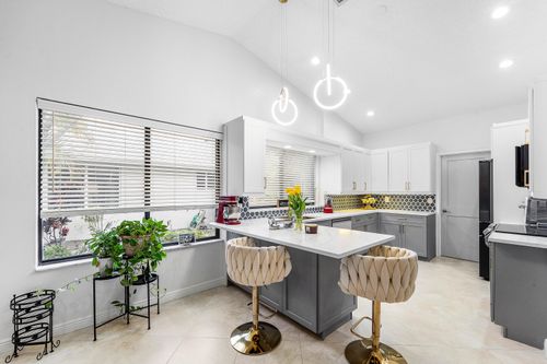 1370 Nw 28th Ave, Delray Beach, FL, 33445-7624 | Card Image