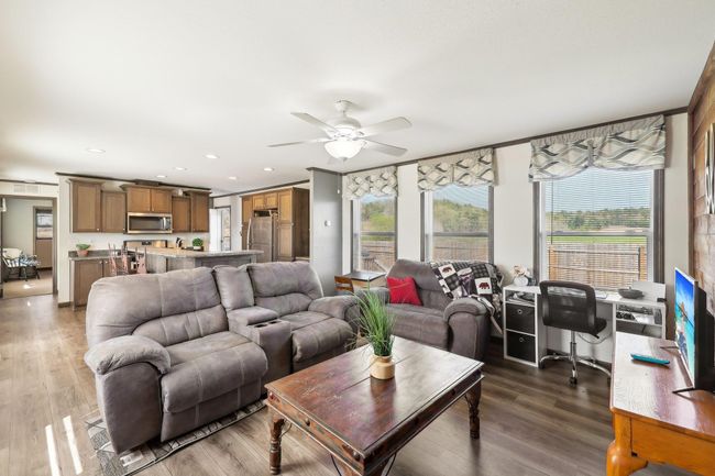 2926 13th Avenue, Home with 3 bedrooms, 2 bathrooms and null parking in Easton WI | Image 8