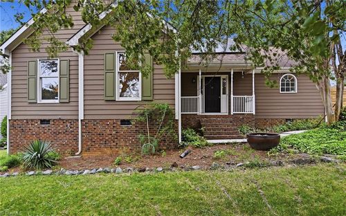 4890 Chimney Springs Dr, Greensboro, NC, 27407-6105 | Card Image