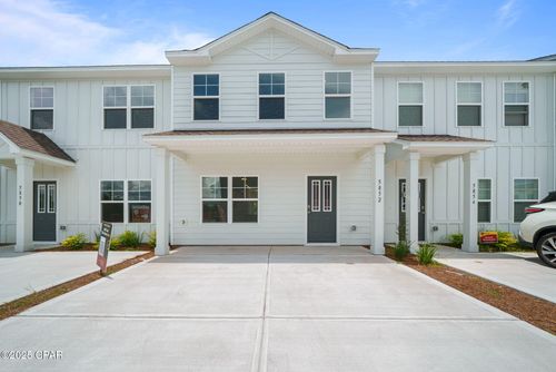 5880 Tyndall Pl, Panama City, FL, 32404-6102 | Card Image