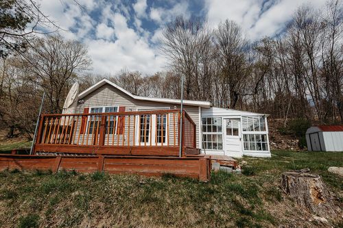 24 Sky Top Rd, Bloomingburg, NY, 12721-4340 | Card Image