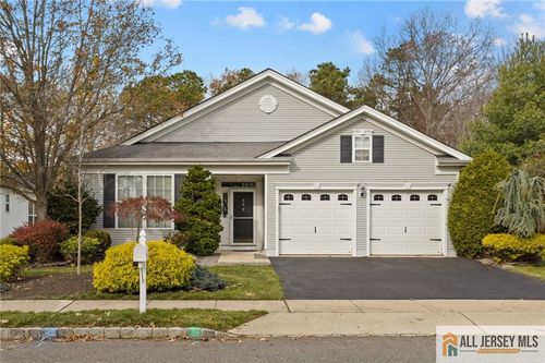 4 Portchester Dr, Jackson, NJ, 08527-4393 | Card Image