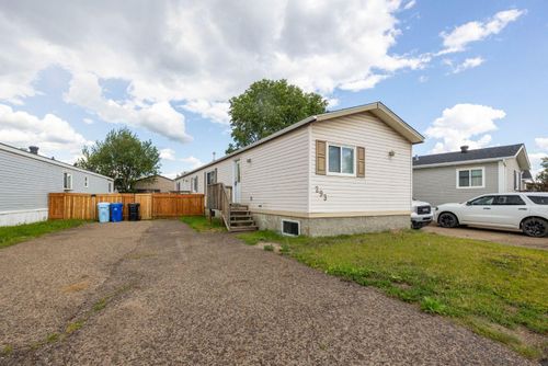 293 Grenfell Crescent, Fort Mcmurray, AB, T9H2M8 | Card Image