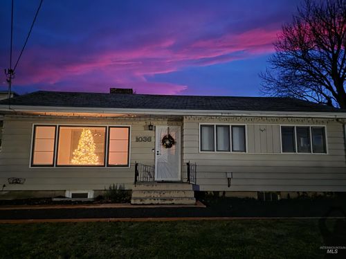 1036 Burrell Ave, Lewiston, ID, 83501-5472 | Card Image