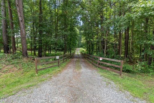 1571 Wayside Farm Rd, Franklinton, NC, 27525-8305 | Card Image