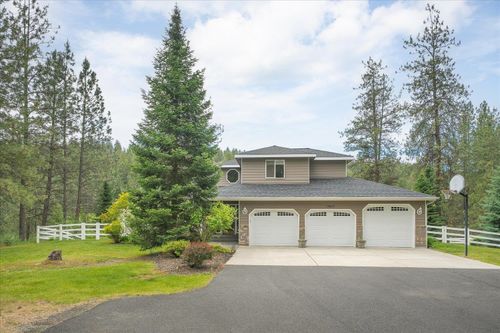 13615 W Charles Rd, Nine Mile Falls, WA, 99026-9608 | Card Image