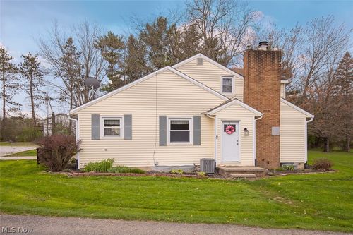 139 Aurora Hudson Rd, Aurora, OH, 44202-9234 | Card Image