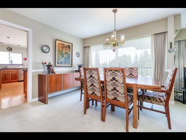 6005 Humphries Pl, House other with 5 bedrooms, 3 bathrooms and 6 parking in Burnaby BC | Image 15