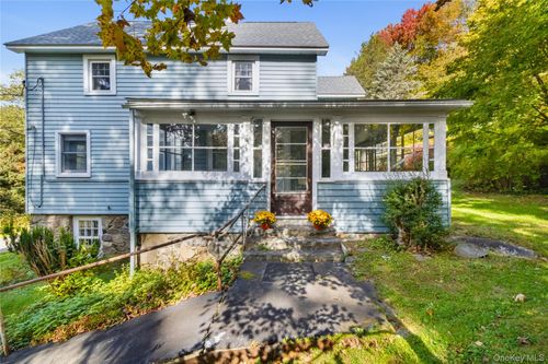 48 Banksville Ave, Bedford, NY, 10506-2201 | Card Image