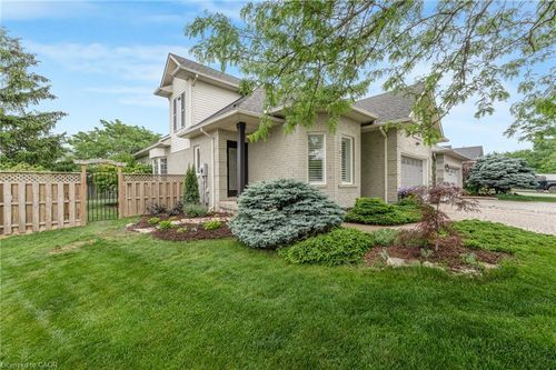 4014 Jarvis Cres, Burlington, ON, L7M4K1 | Card Image