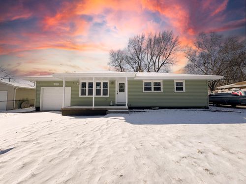 2976 Evelyn St, Portage, IN, 46368-3926 | Card Image