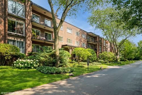 apt-106-90 Franklin Pl E, Lake Forest, IL, 60045-1234 | Card Image