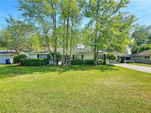 305 Country Club Blvd, Slidell, LA, 70458-1310 | Card Image