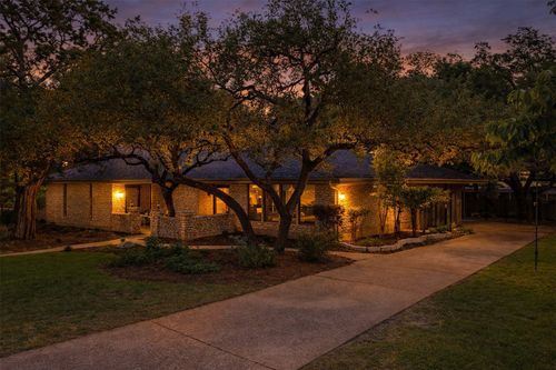 6207 Shadow Mountain Drive, Austin, TX, 78731 | Card Image