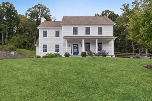 69 Dawson Ct, Poughkeepsie, NY, 12603-6280 | Card Image