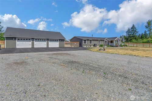 14323 Herbert Ln Se, Yelm, WA, 98597-7204 | Card Image