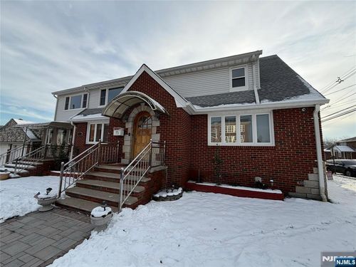 fl-2-75 Park Ave, Lodi, NJ, 07644-1515 | Card Image