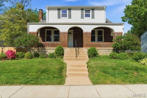 23 Midpark Ln, Saint Louis, MO, 63124-1556 | Card Image