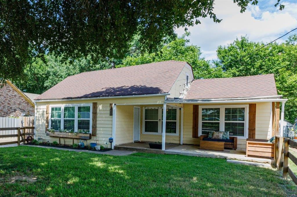 Pleasant Dr, Dallas, TX 75217