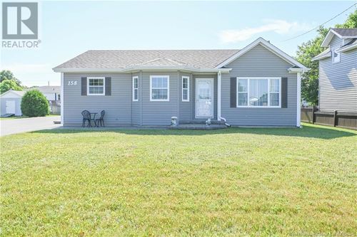 158 3e Rue, Shippagan, NB, E8S1V2 | Card Image