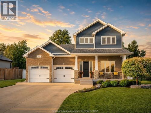 57 Sleepy Meadow Dr, Blenheim, ON, N0P1A0 | Card Image