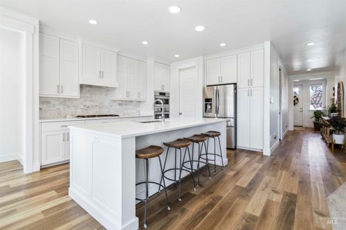 5916 S Wayland Way, Meridian, ID, 83642-4768 | Card Image