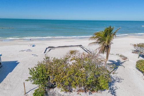3110 Avenue F, HOLMES BEACH, FL, 34217-2018 | Card Image