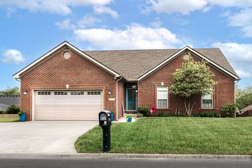 110 Lost Tree Dr, Georgetown, KY, 40324-8035 | Card Image