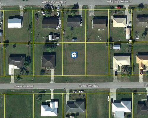 1021 Texas Ave, Clewiston, FL, 33440-5538 | Card Image