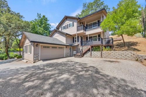 24977 Oro Valley Rd, Auburn, CA, 95602-8232 | Card Image