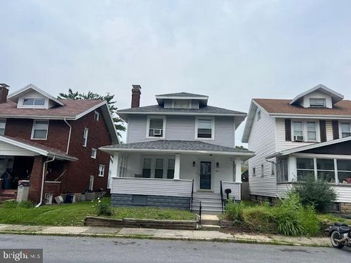 420 E Bell Ave, Altoona, PA, 16602-5206 | Card Image