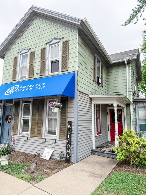 101 W Main St, Genoa, IL, 60135-1101 | Card Image