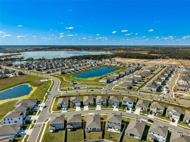 9804 Rowing Dale Bnd, House other with 4 bedrooms, 3 bathrooms and null parking in WESLEY CHAPEL FL | Image 56