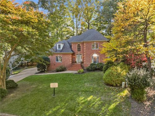 244 Yorkshire Dr, Williamsburg, VA, 23185-3912 | Card Image