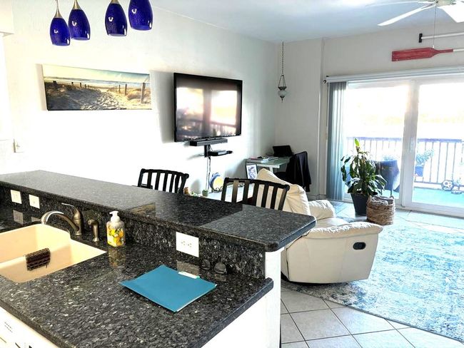 206 - 226 W Houston St., Condo with 3 bedrooms, 4 bathrooms and 1 parking in Port Isabel TX | Image 9