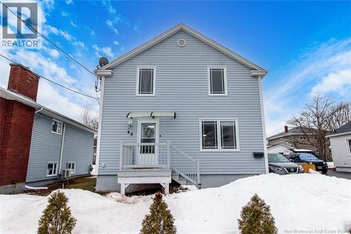 80 Oakland Ave, Moncton, NB, E1C7P1 | Card Image