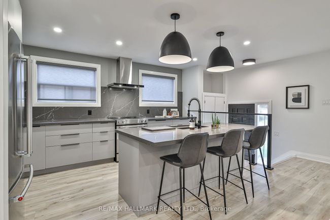 183 Willowridge Rd, House attached with 4 bedrooms, 2 bathrooms and 2 parking in Etobicoke ON | Image 16