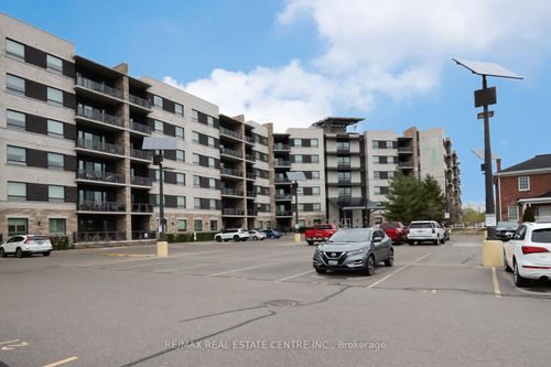 406-33 Whitmer St, Milton, ON, L9T8P9 | Card Image