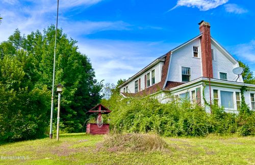 3258 Main St, Becket, MA, 01223-9613 | Card Image