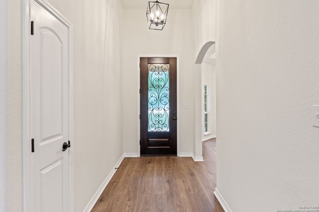 331 Restless Wind, House other with 4 bedrooms, 2 bathrooms and null parking in Spring Branch TX | Image 6